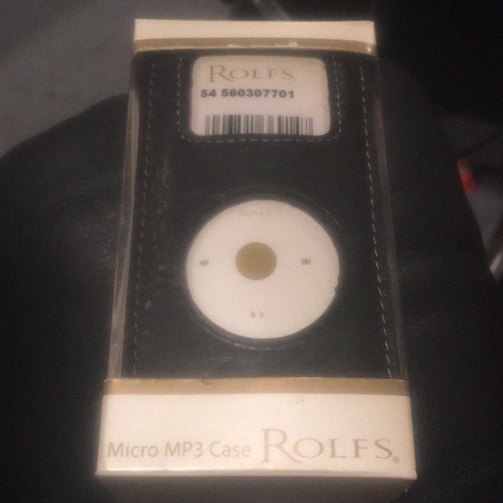 Brand New Rolfs Black Micro MP3 Case With Clip